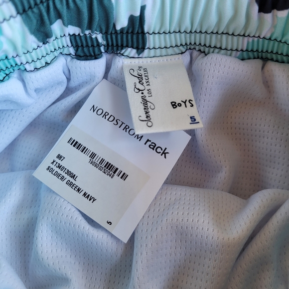 New SOVEREIGN CODE Camo Print Swim Trunks Size 5 - Picture 2 of 5